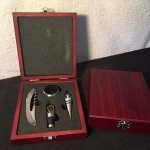 4 Piece Bar Set Cork Screw, Poor Spout, Cork Ring